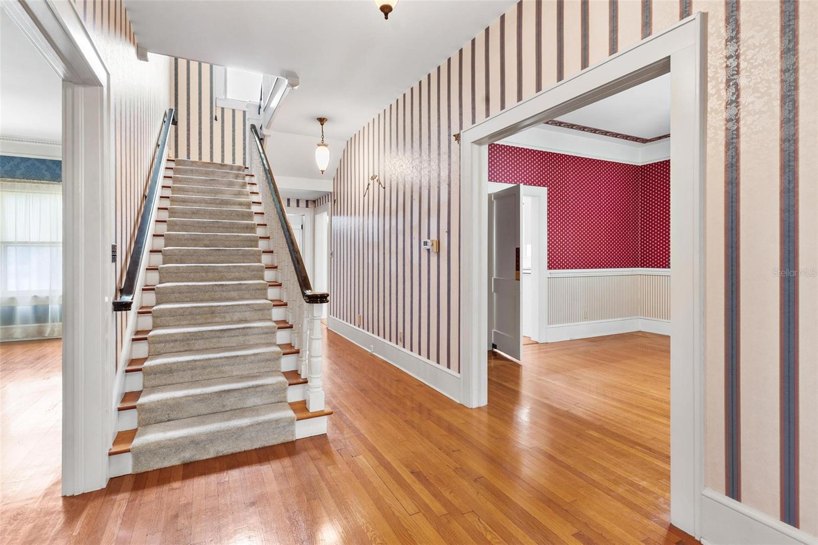 Image 7 of 56 For 211 Central Avenue