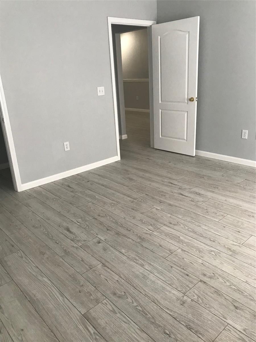 Image 19 of 28 For 10428 Villa View Circle 10428