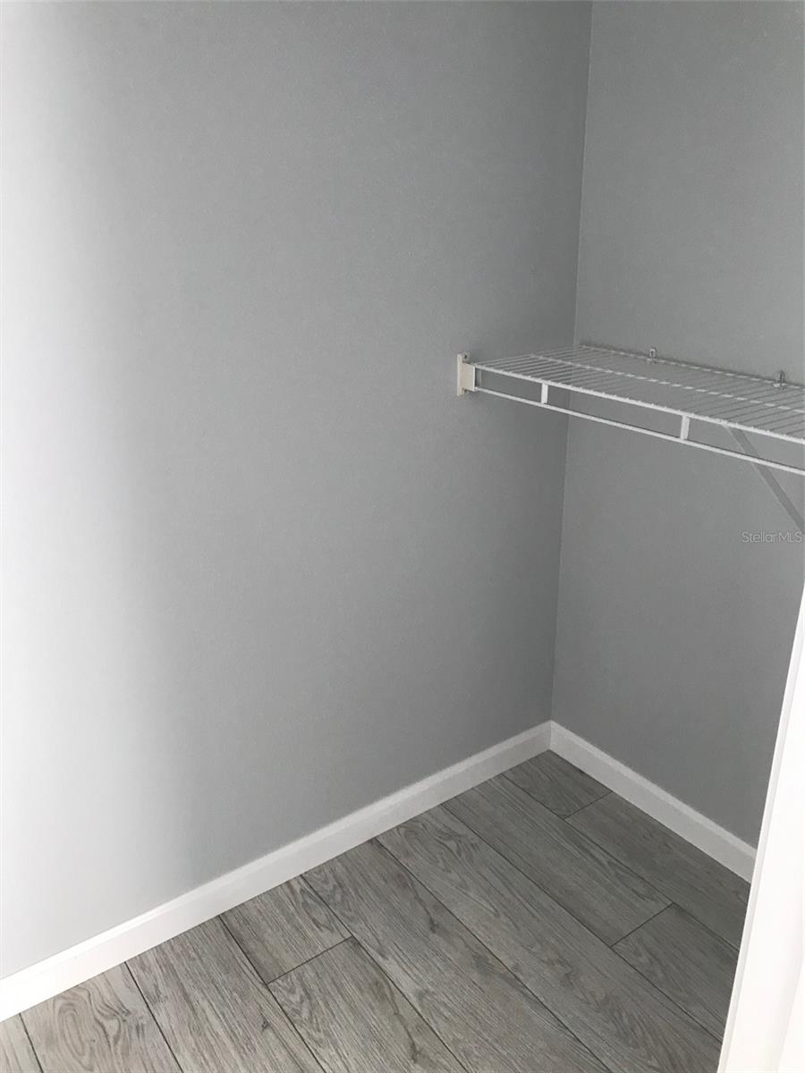 Image 20 of 28 For 10428 Villa View Circle 10428