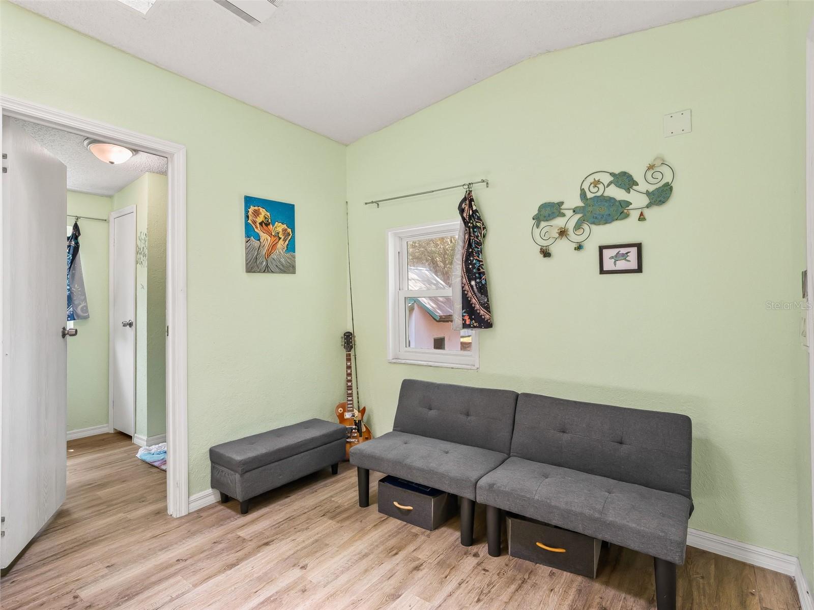 Image 18 of 54 For 17090 173rd Terrace Road