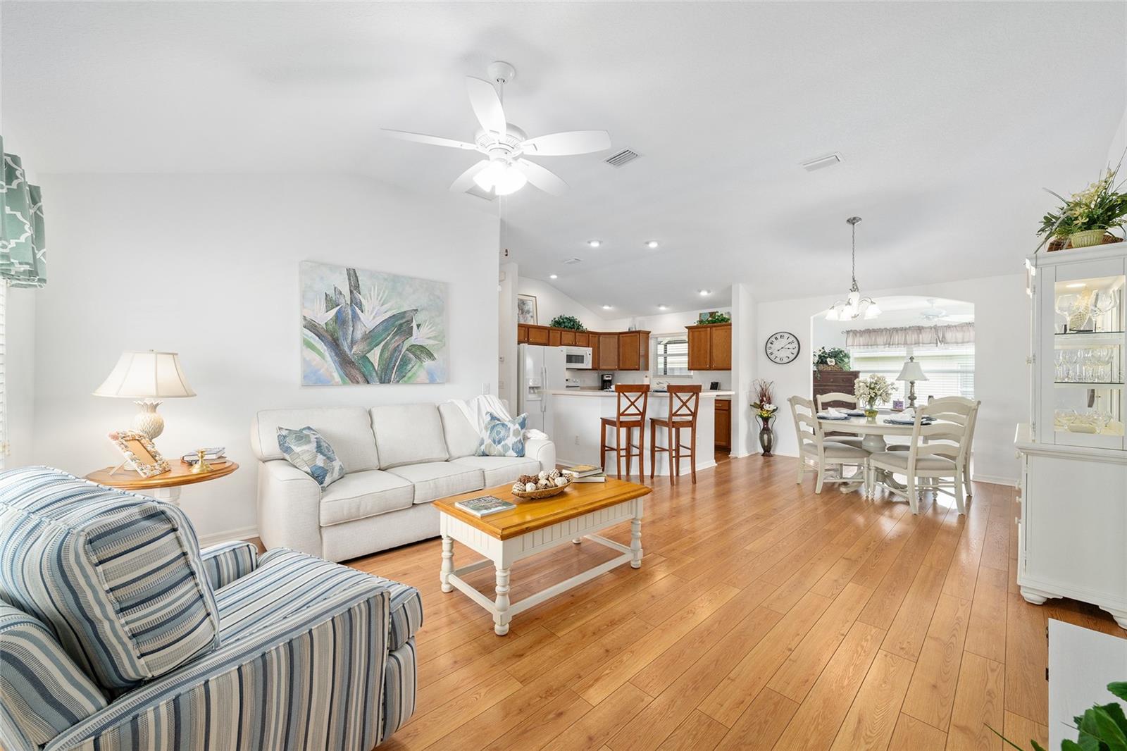 Image 10 of 42 For 2041 Royal Elm Road