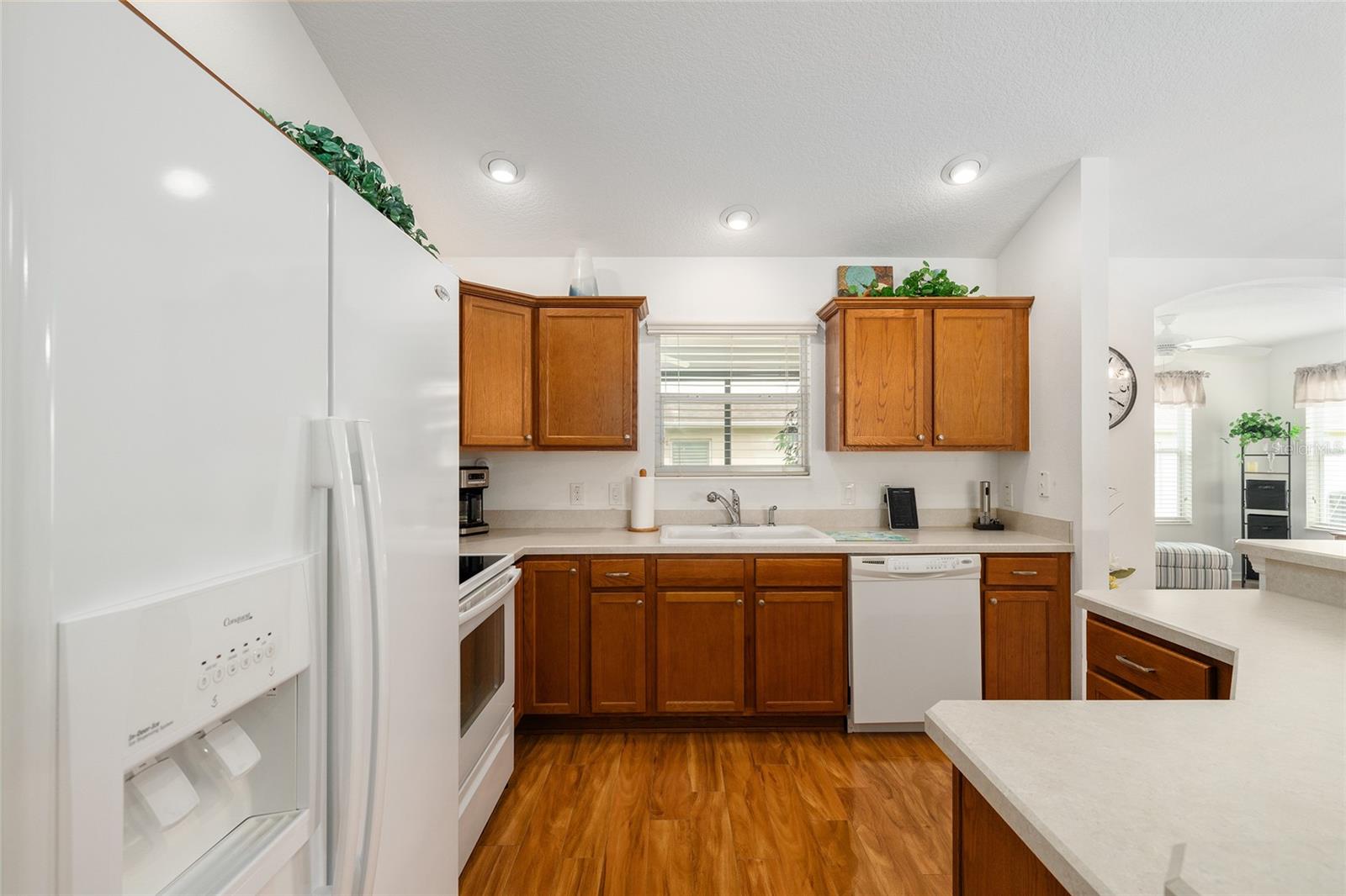 Image 19 of 42 For 2041 Royal Elm Road