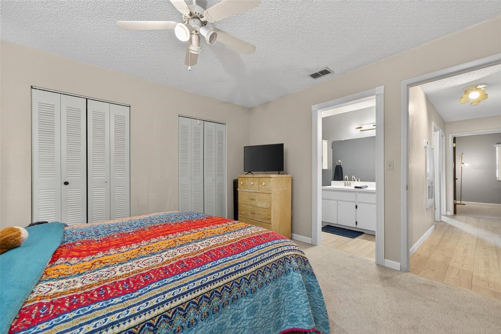 Image 21 of 45 For 30127 Tavares Ridge Boulevard 30127