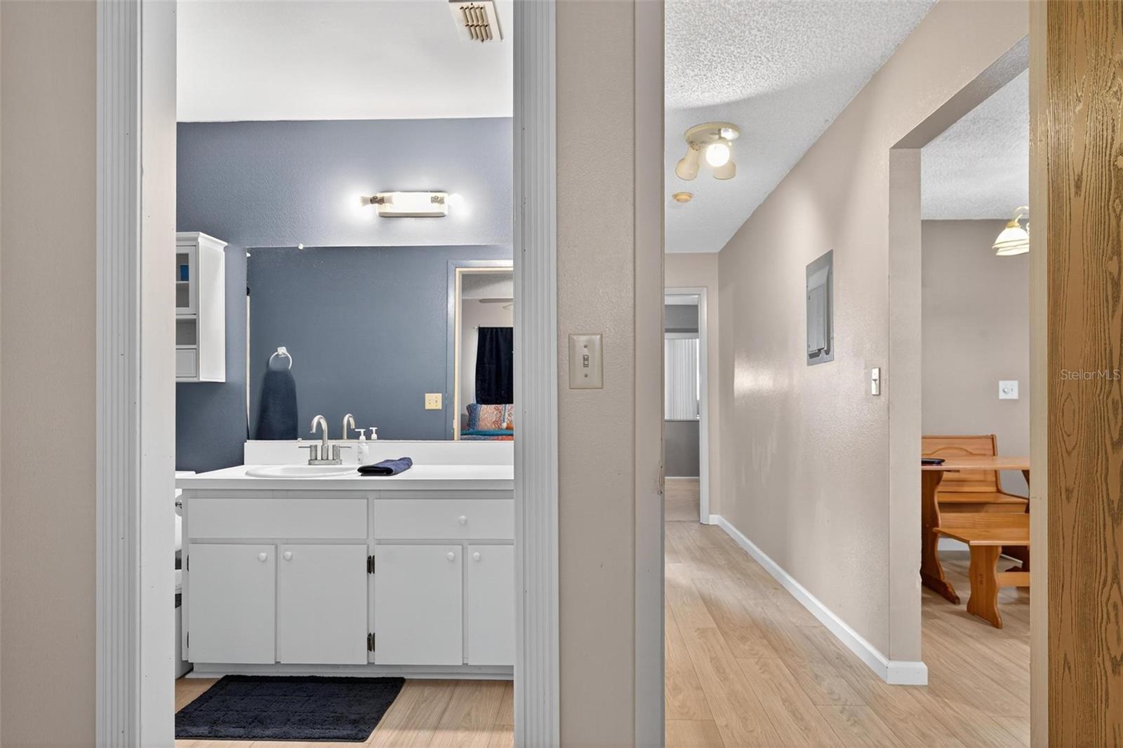 Image 22 of 45 For 30127 Tavares Ridge Boulevard 30127