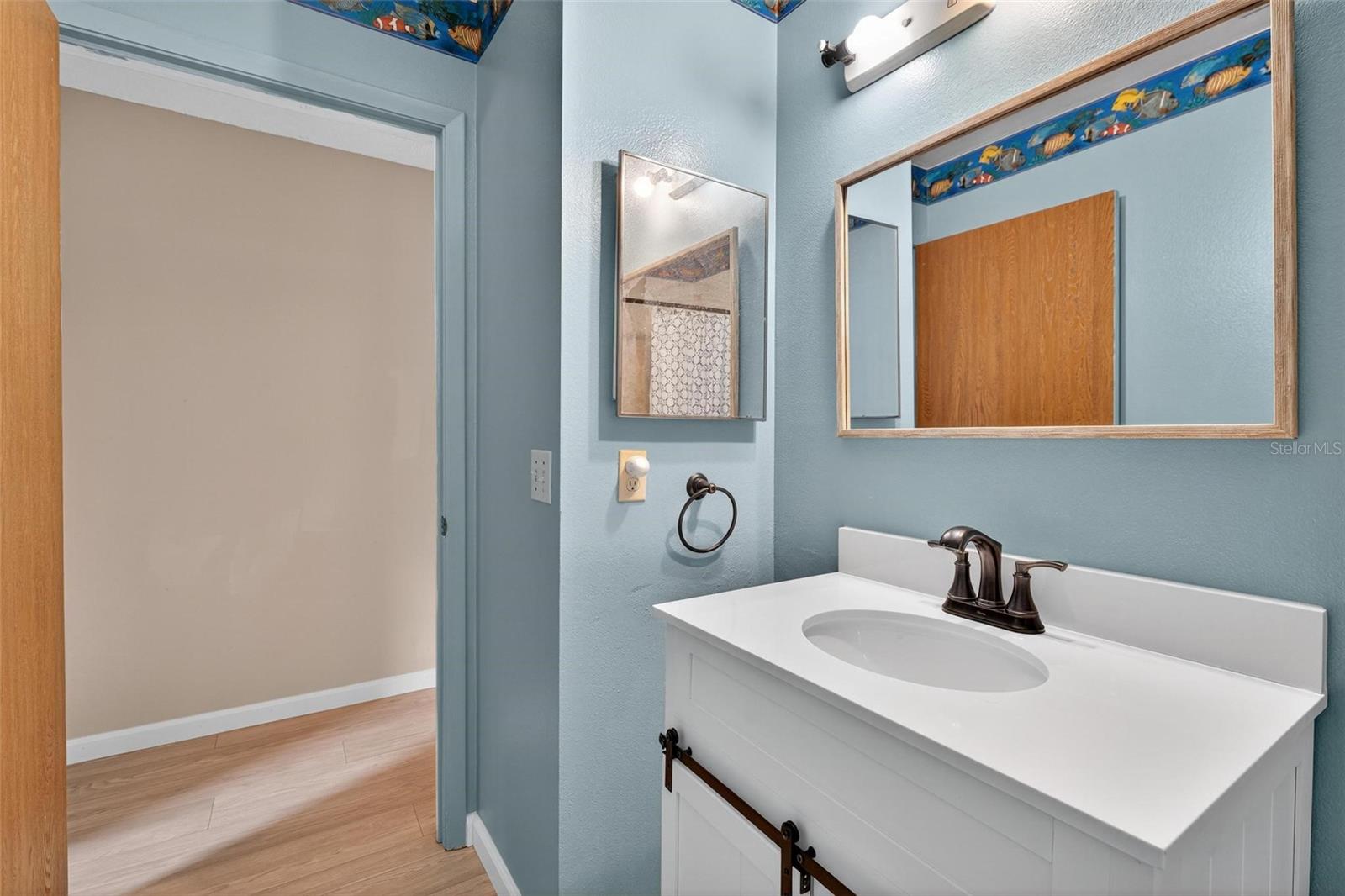 Image 33 of 45 For 30127 Tavares Ridge Boulevard 30127