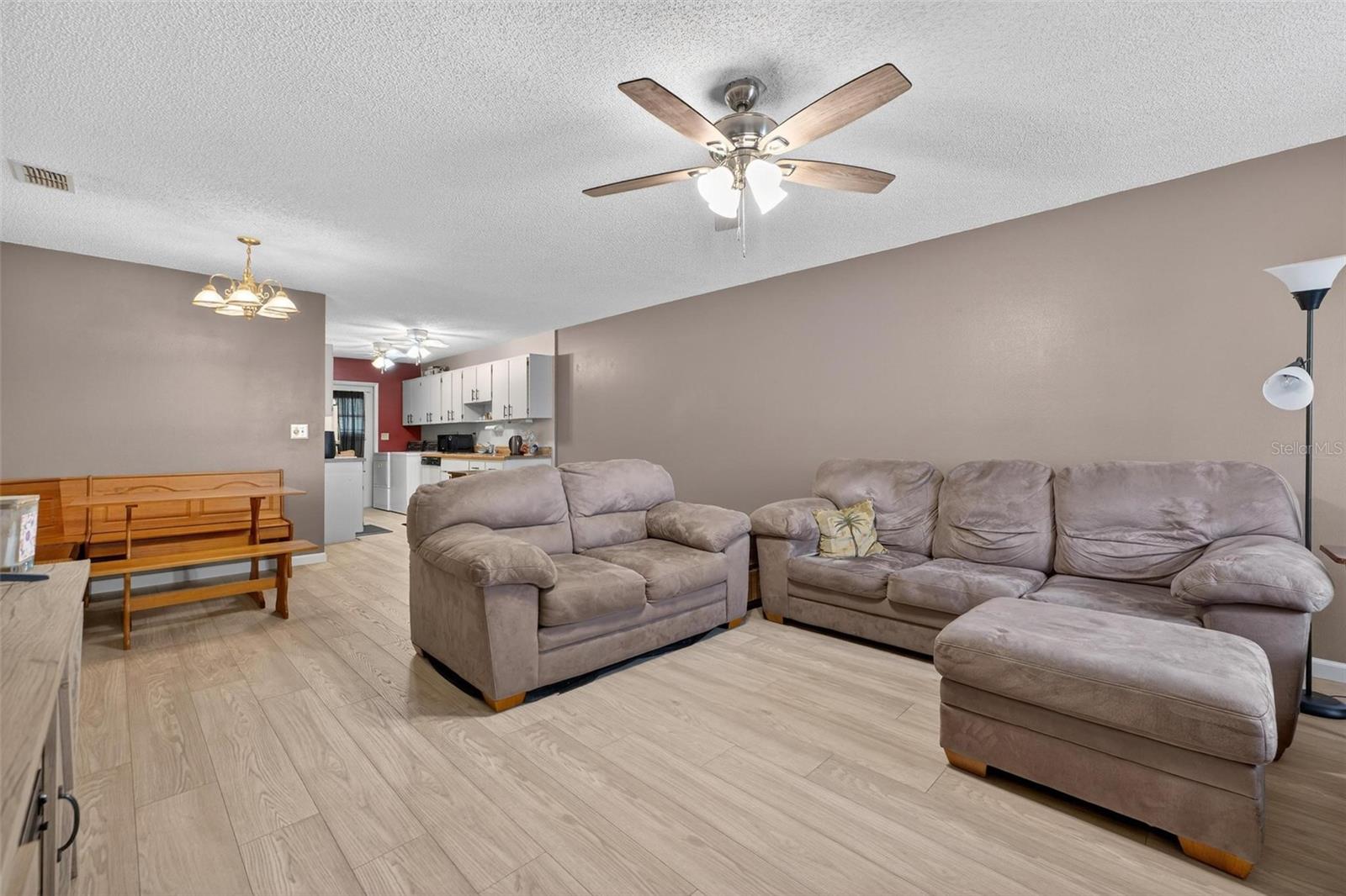 Image 5 of 45 For 30127 Tavares Ridge Boulevard 30127