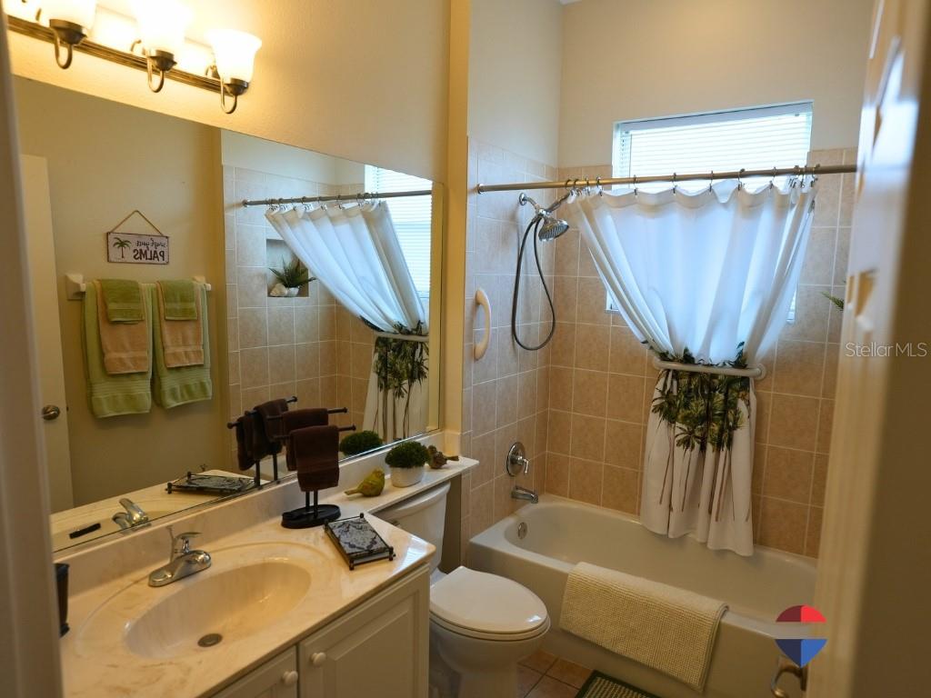 Image 43 of 77 For 10161 Mainsail Drive