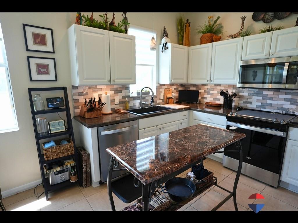 Image 68 of 77 For 10161 Mainsail Drive