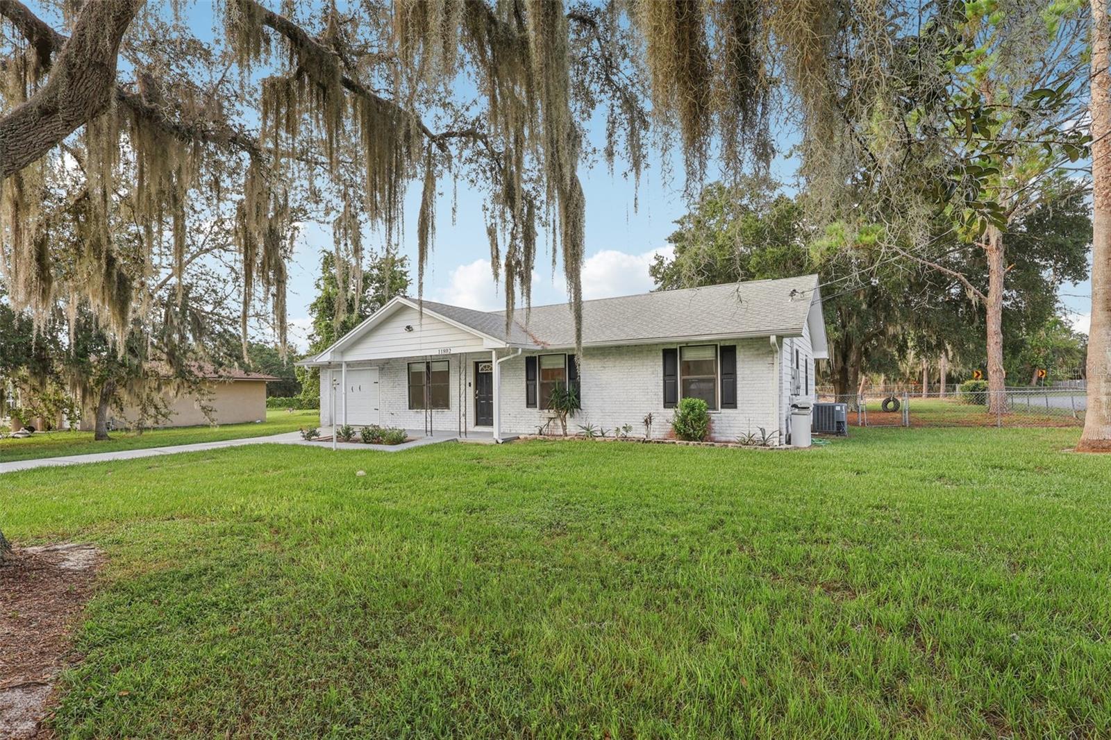 Image 3 of 36 For 11802 Ocklawaha Drive