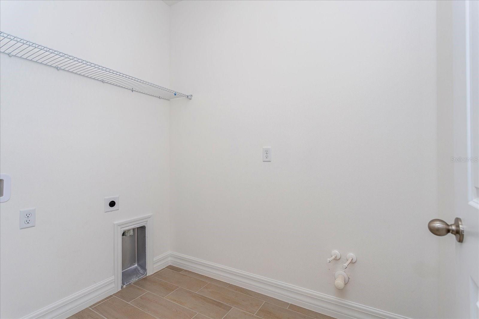 Image 20 of 21 For 776 Sunshower Drive