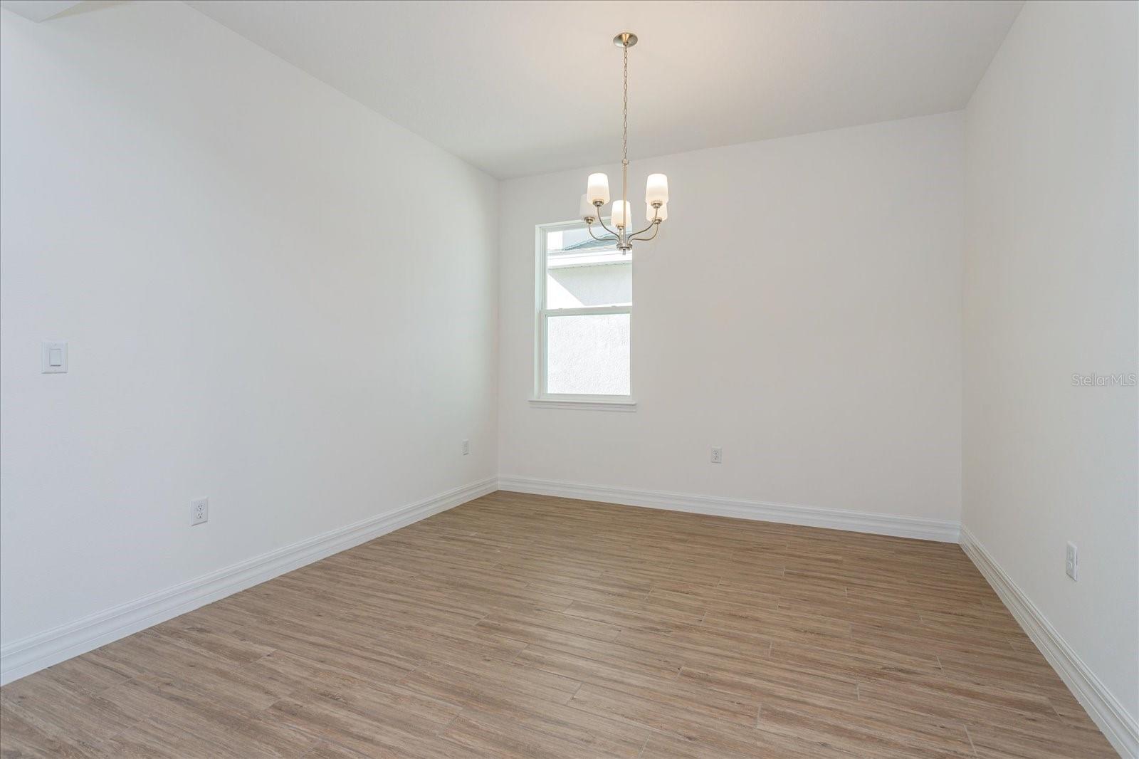 Image 3 of 21 For 776 Sunshower Drive