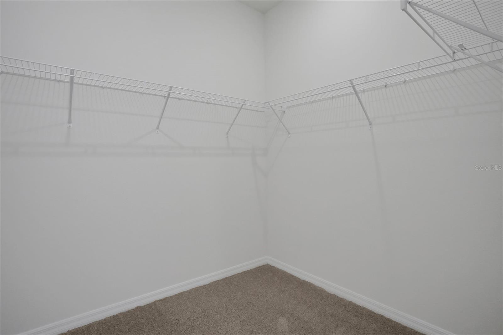 Image 18 of 29 For 13419 Turnleaf Boulevard