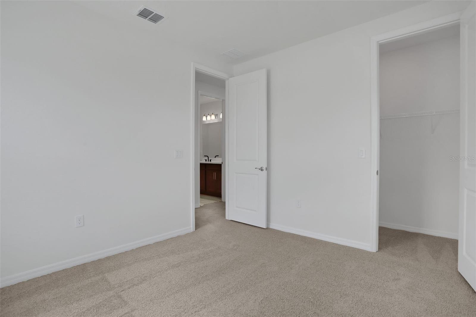 Image 28 of 29 For 13419 Turnleaf Boulevard