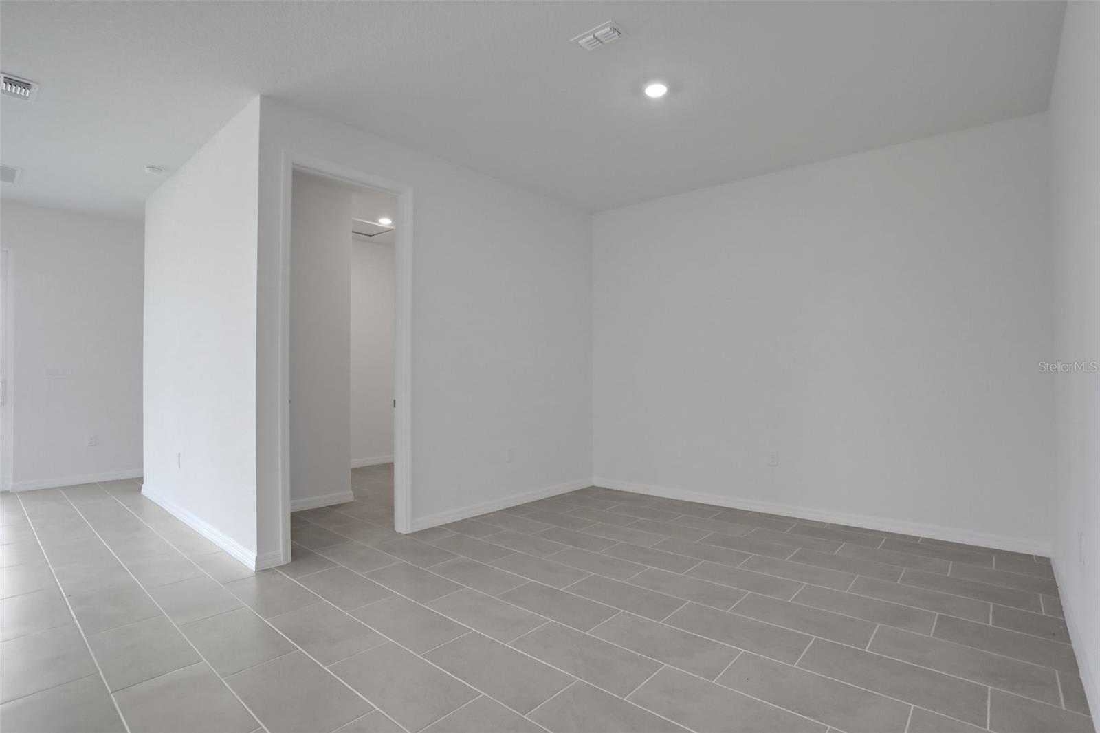 Image 11 of 25 For 13464 Turnleaf Boulevard