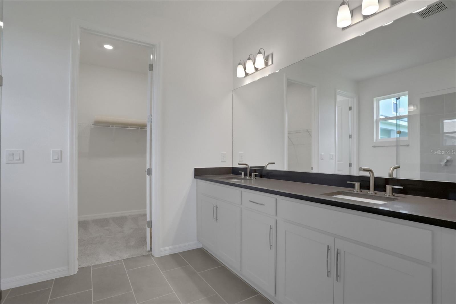 Image 21 of 25 For 13464 Turnleaf Boulevard