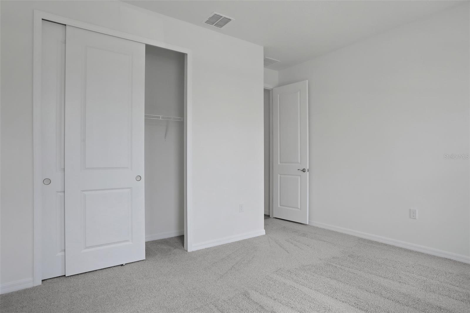 Image 5 of 25 For 13464 Turnleaf Boulevard