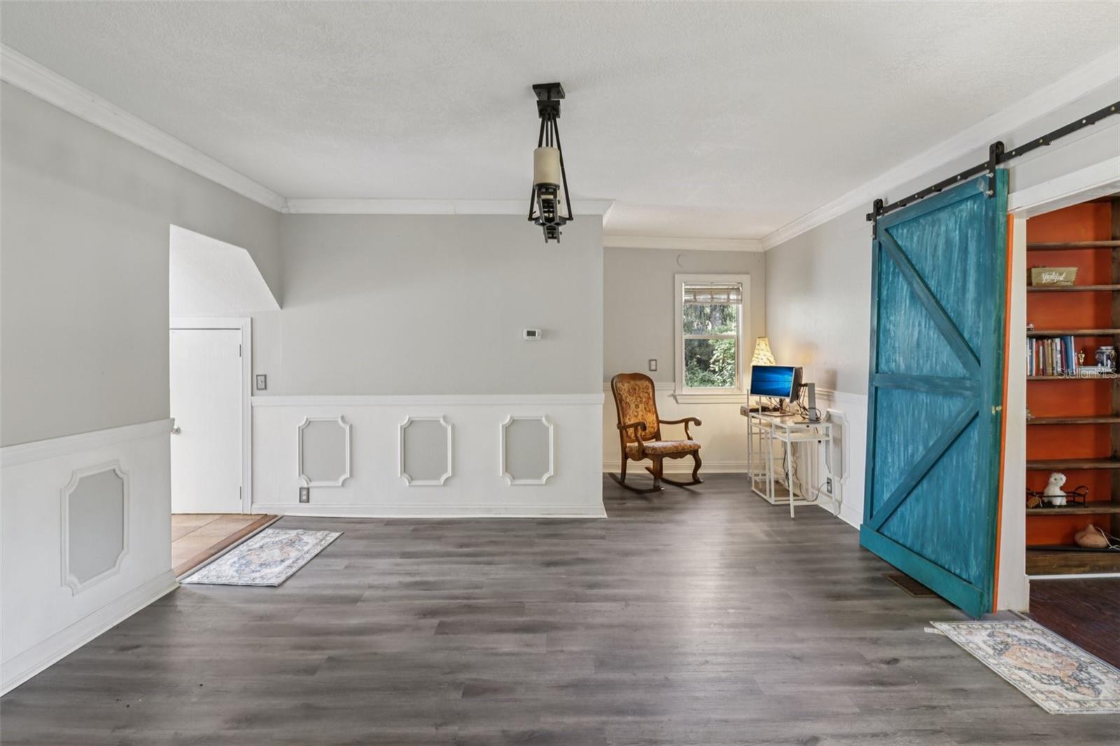 Image 10 of 53 For 1048 Grandview Street