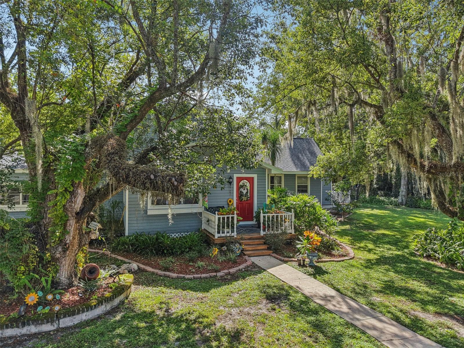 Image 41 of 53 For 1048 Grandview Street
