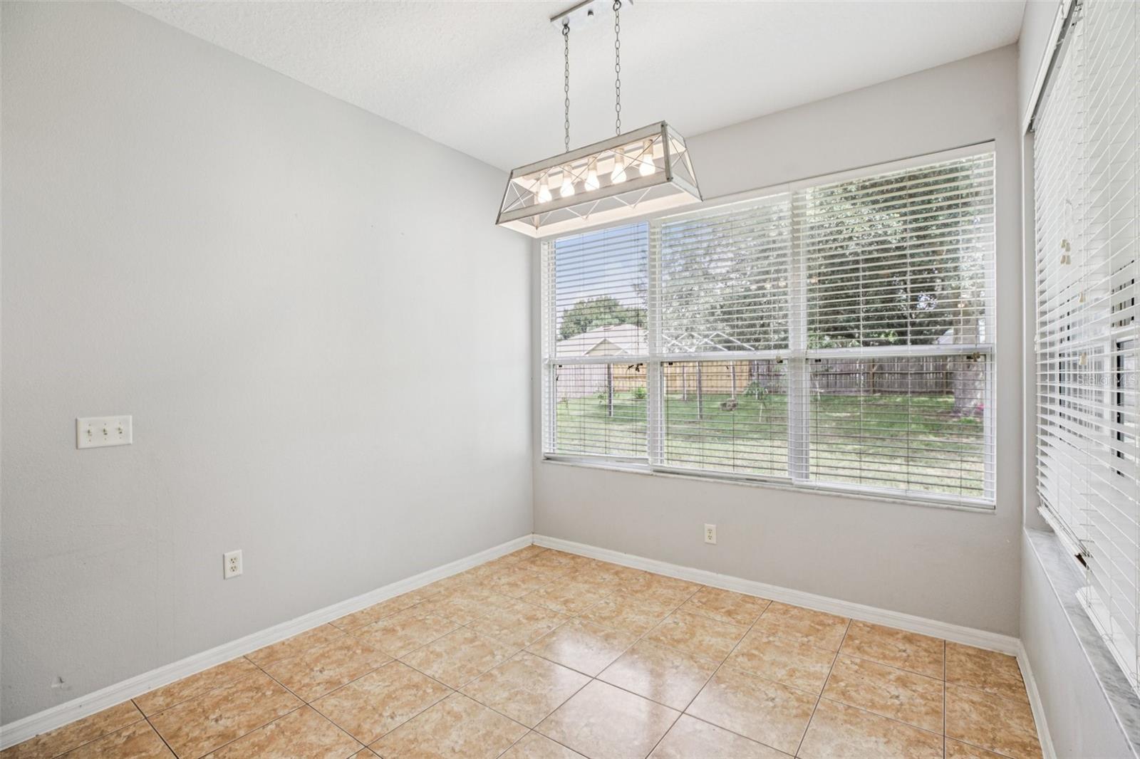 Image 14 of 42 For 13421 Biscayne Drive