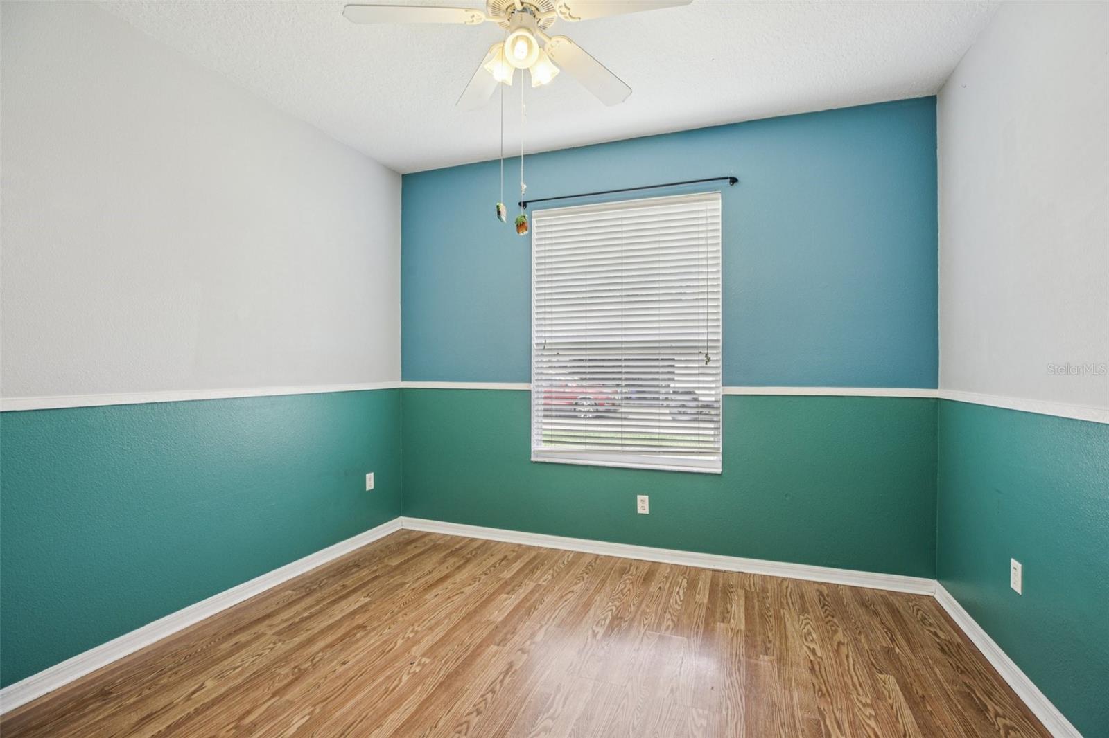 Image 20 of 42 For 13421 Biscayne Drive