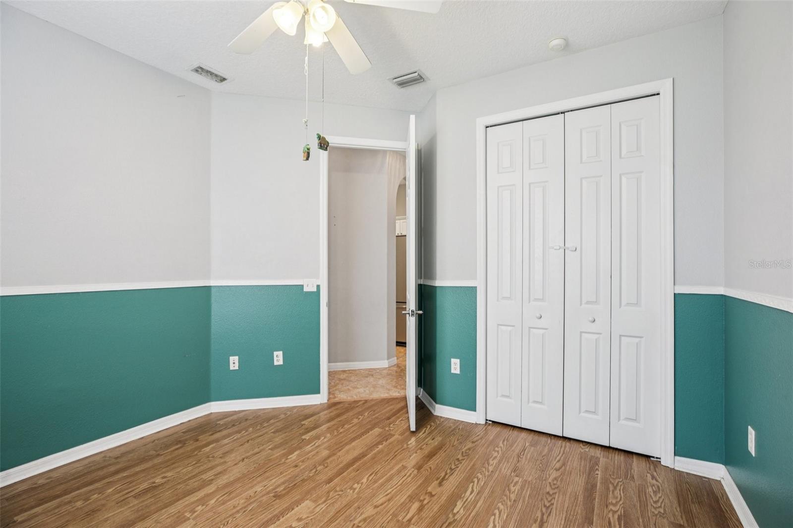 Image 22 of 42 For 13421 Biscayne Drive