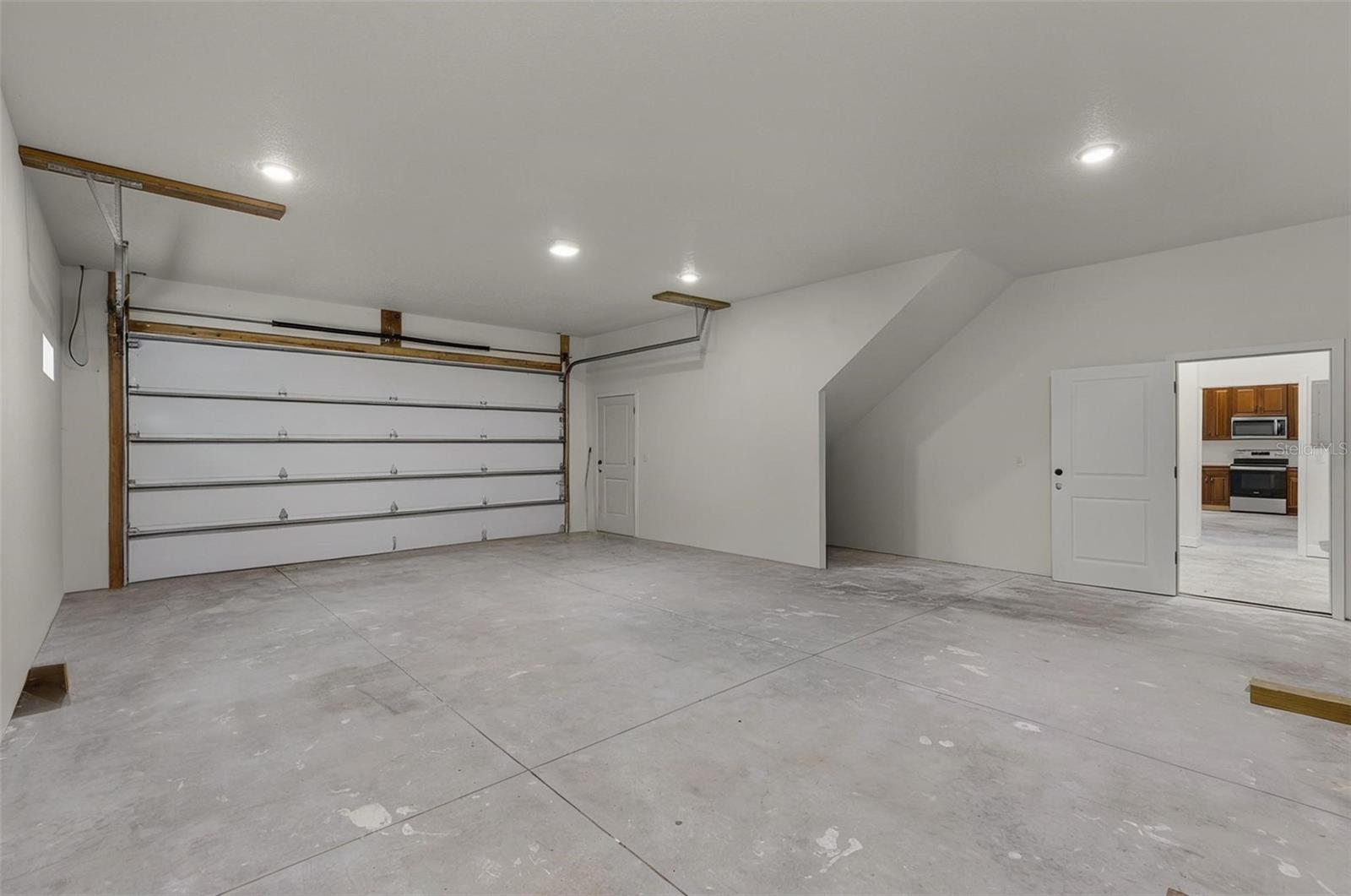 Image 17 of 30 For 12604 Dailey Drive