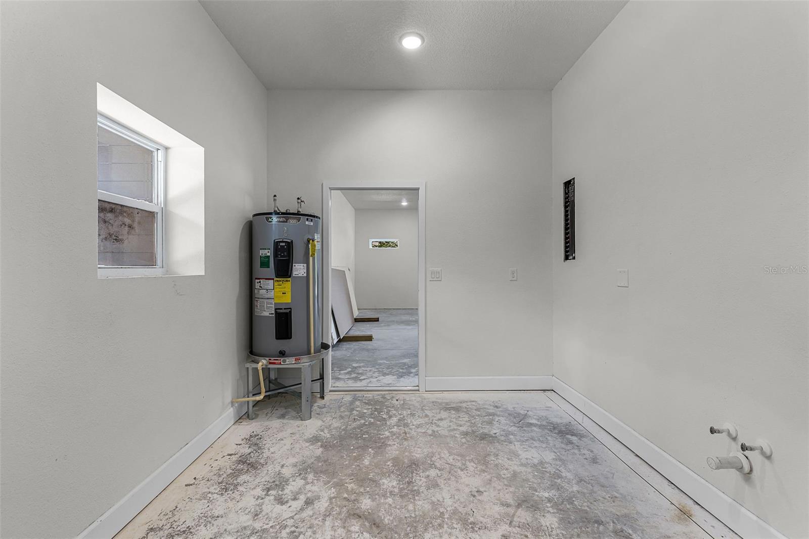Image 19 of 30 For 12604 Dailey Drive