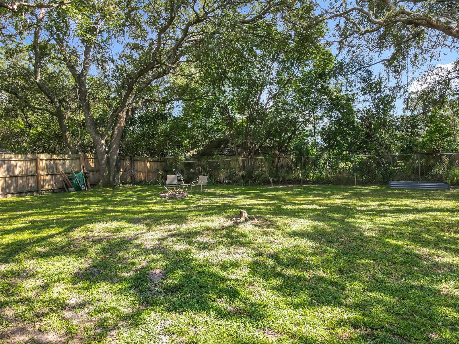 Image 40 of 50 For 5830 Lullaby Lane