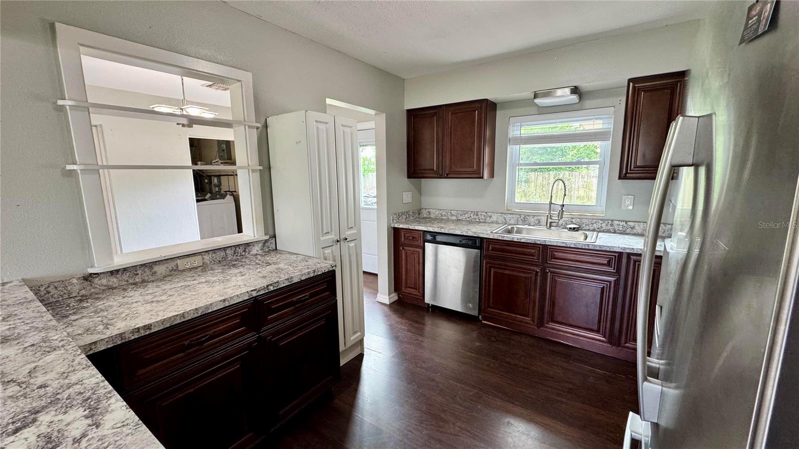 Image 5 of 19 For 1420 Highland Avenue