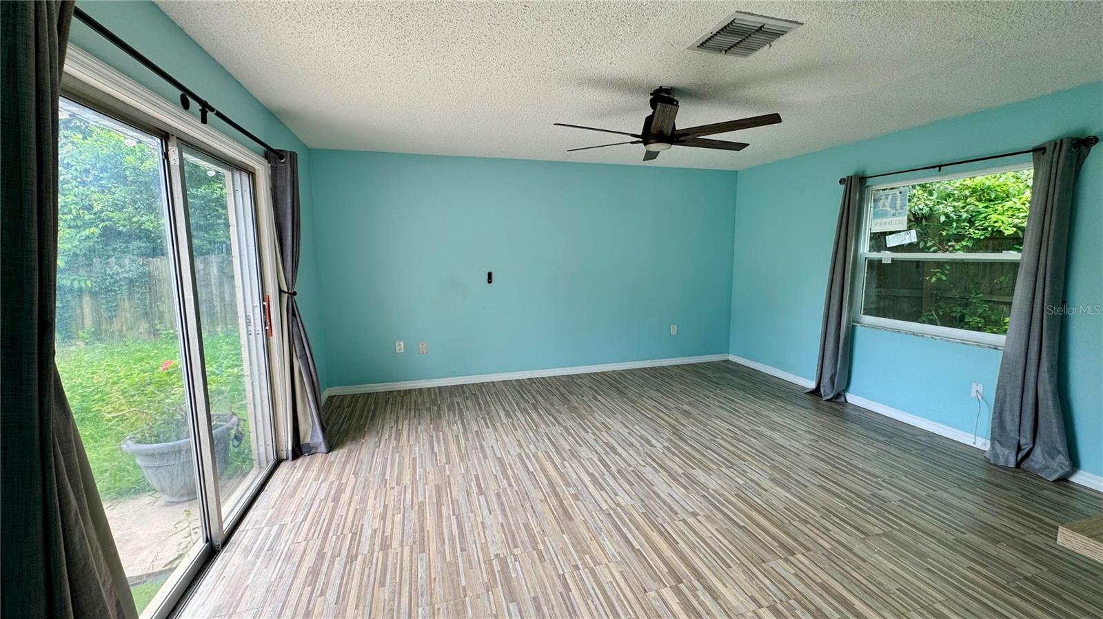 Image 9 of 19 For 1420 Highland Avenue