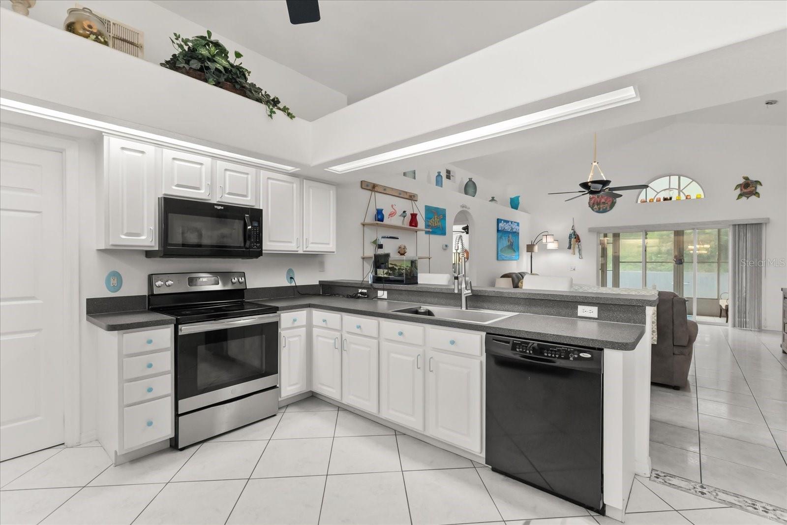 Image 19 of 36 For 206 Pleasant Hill Drive