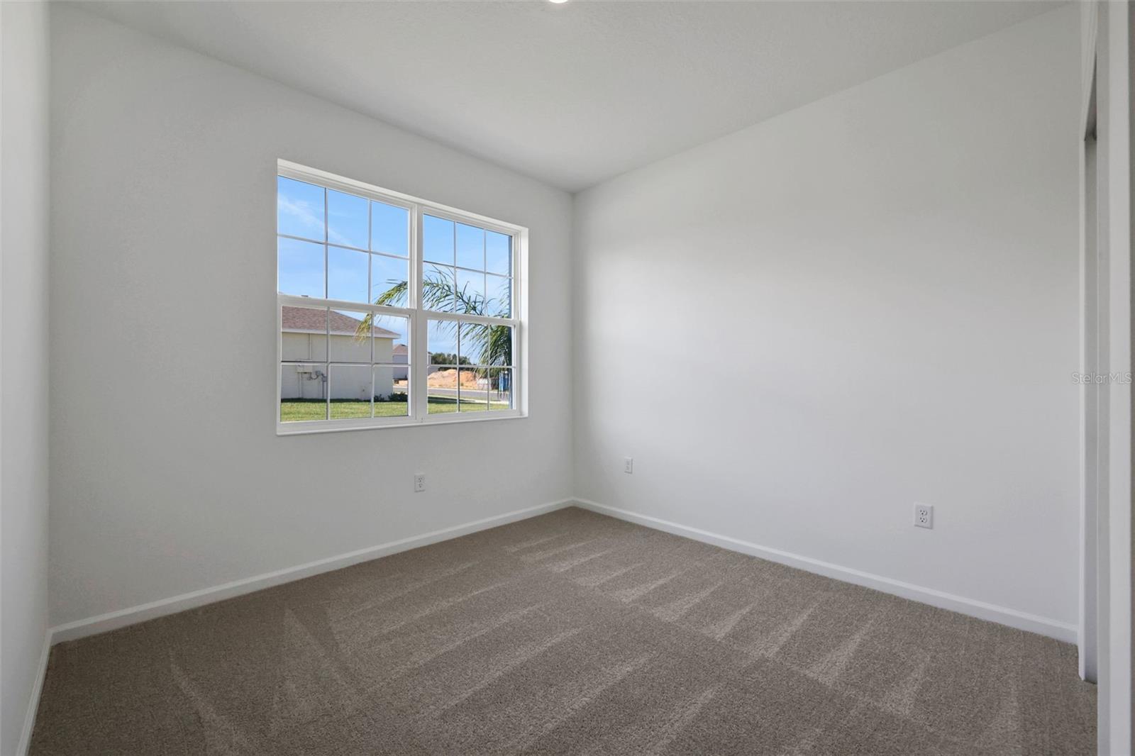Image 17 of 28 For 235 Meredith Boulevard