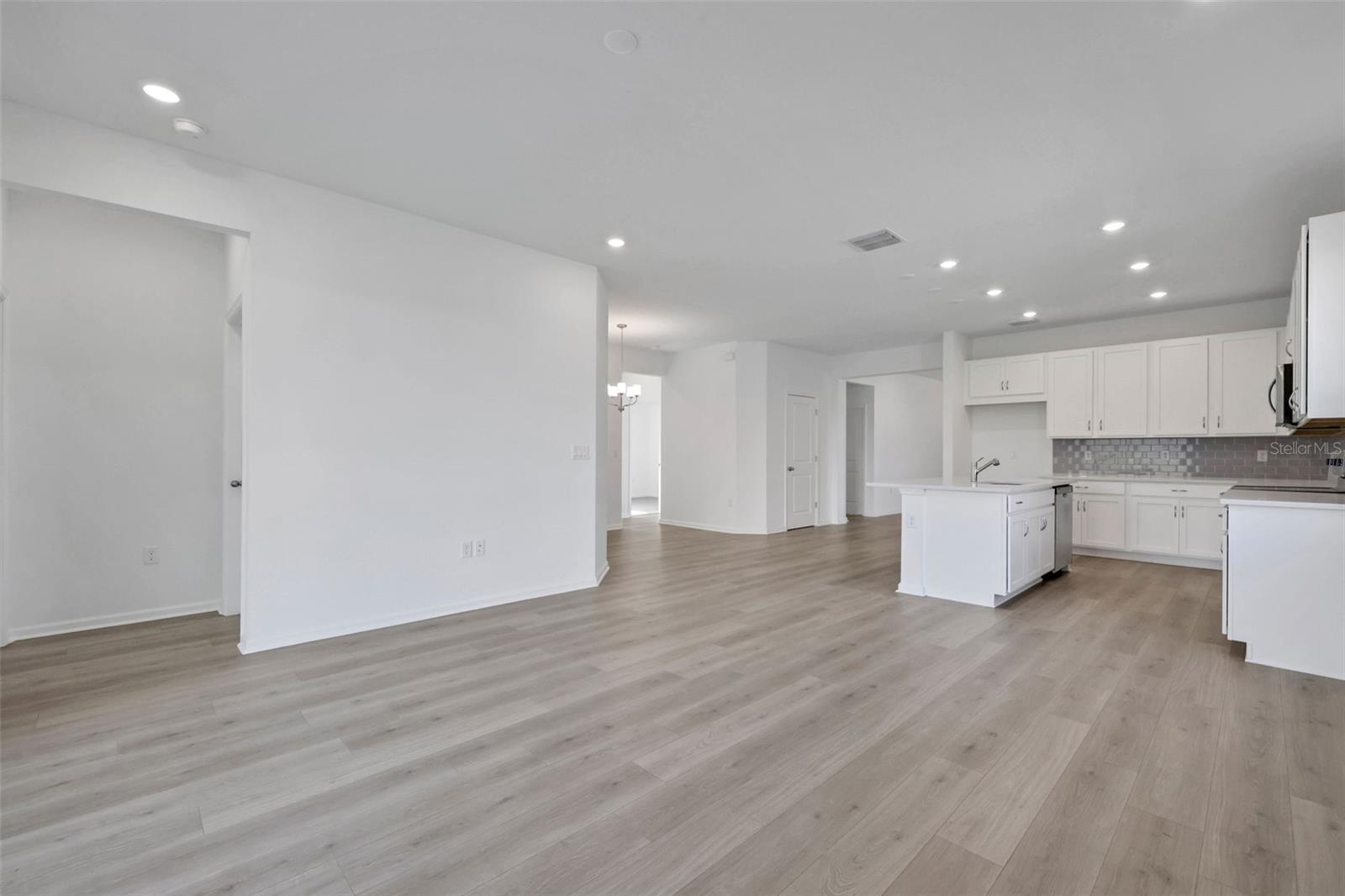 Image 7 of 28 For 235 Meredith Boulevard