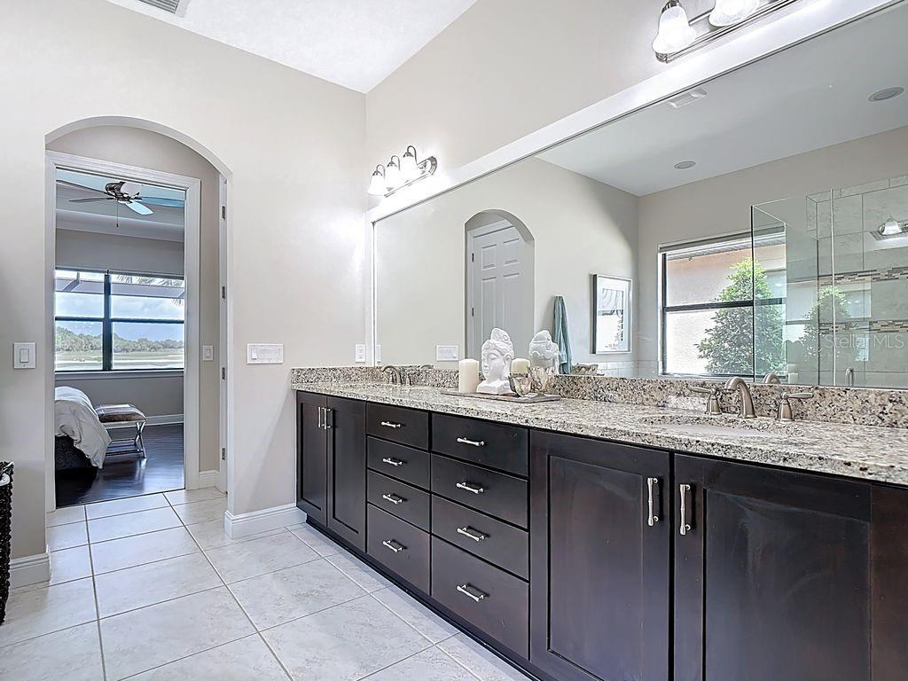 Image 19 of 50 For 10264 Porto Romano Drive