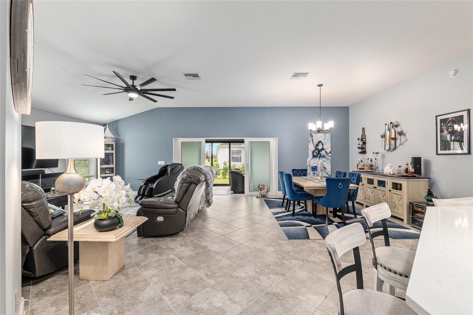 Image 7 of 67 For 7086 Lawrenceville Way