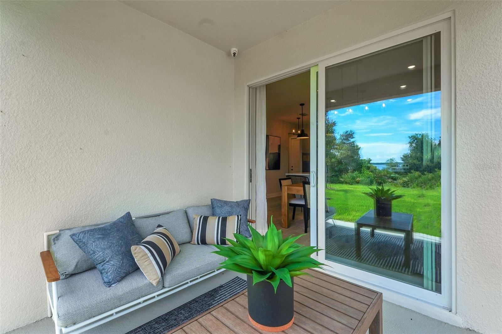 Image 28 of 30 For 239 Meredith Boulevard