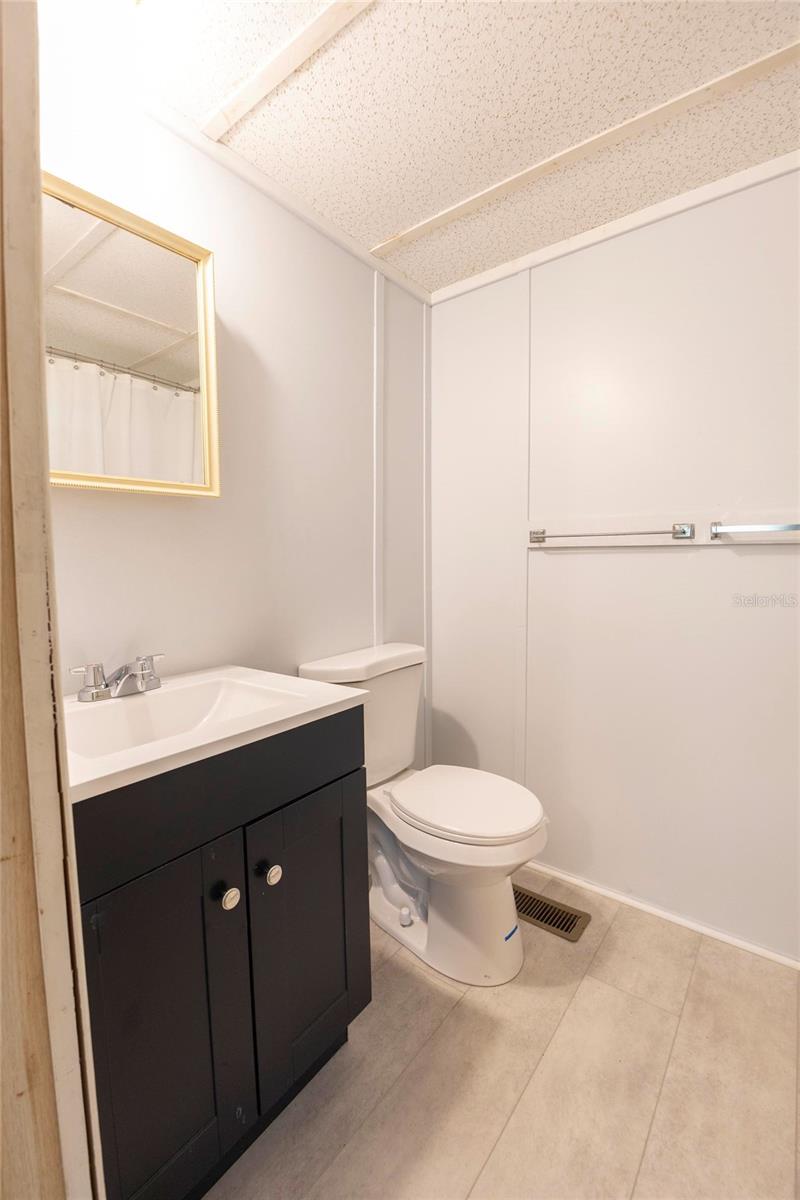 Image 24 of 27 For 3080 Cr 417  
