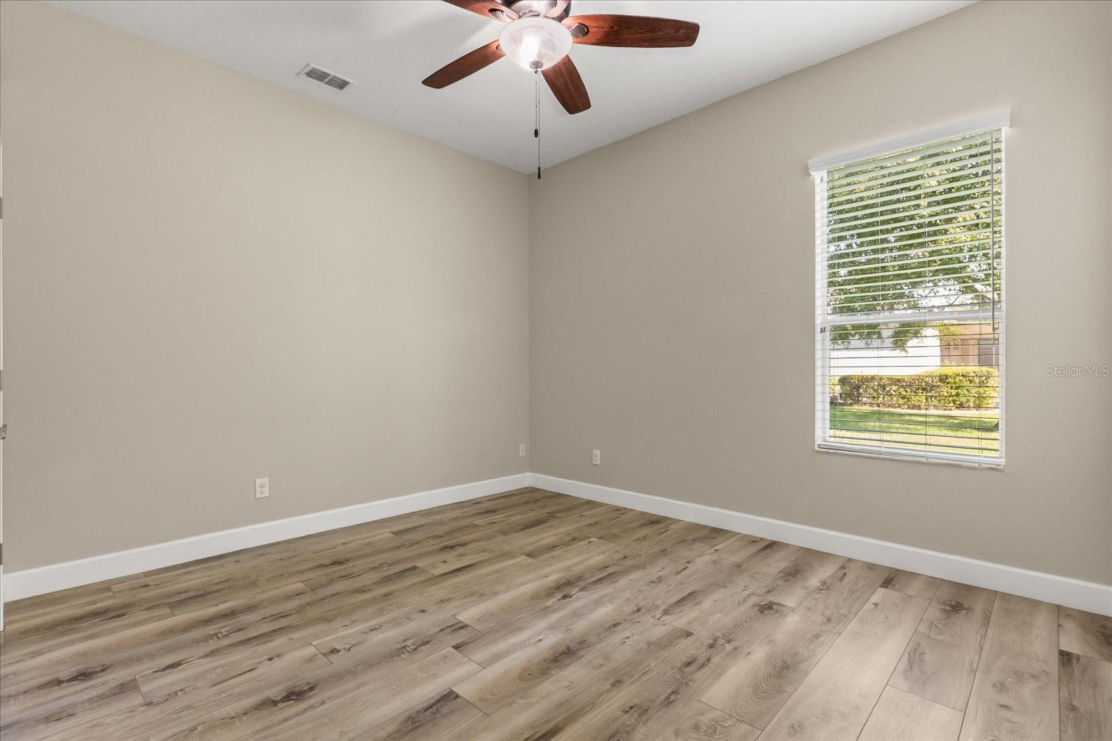 Image 21 of 57 For 2035 Capri Lane