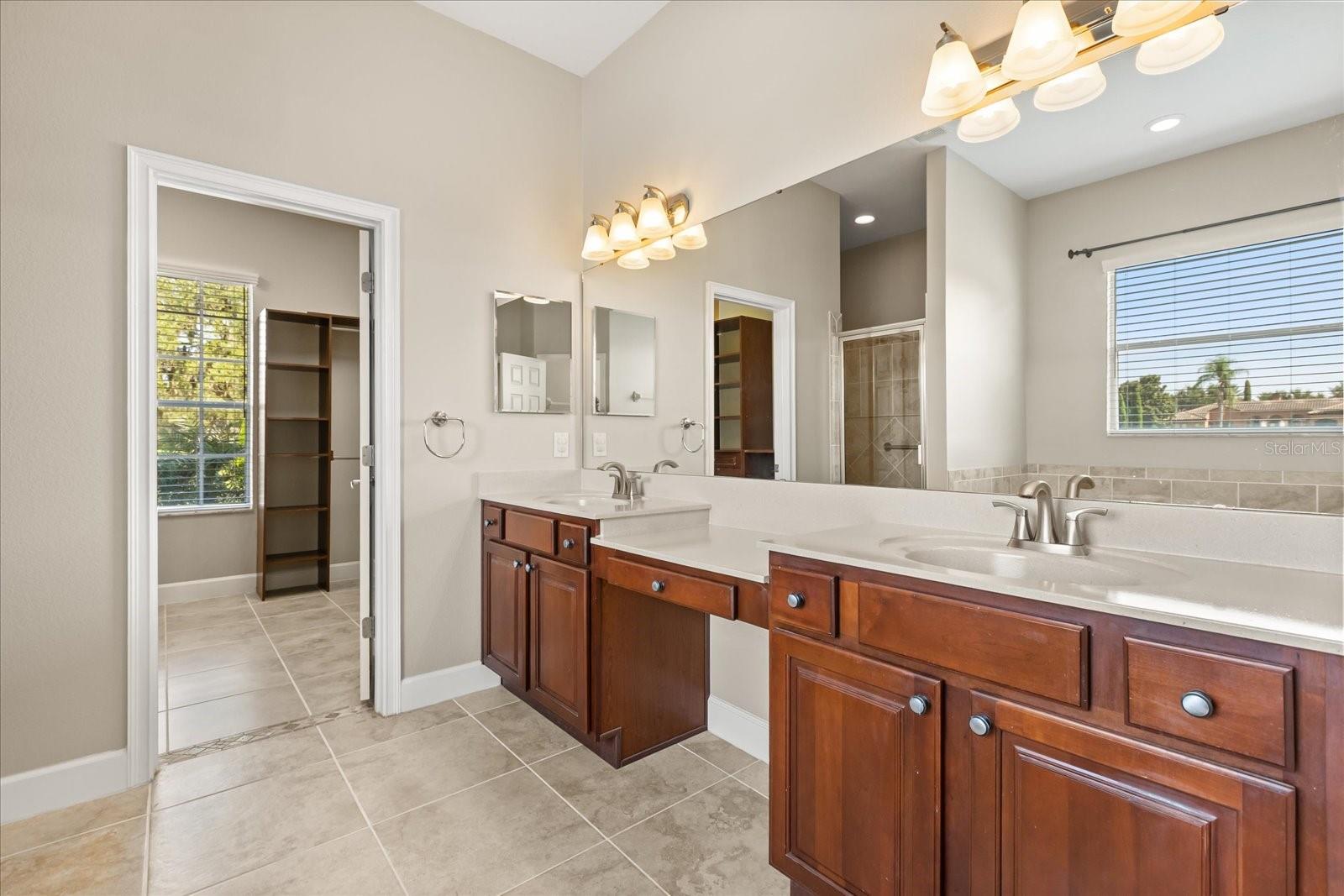 Image 24 of 57 For 2035 Capri Lane