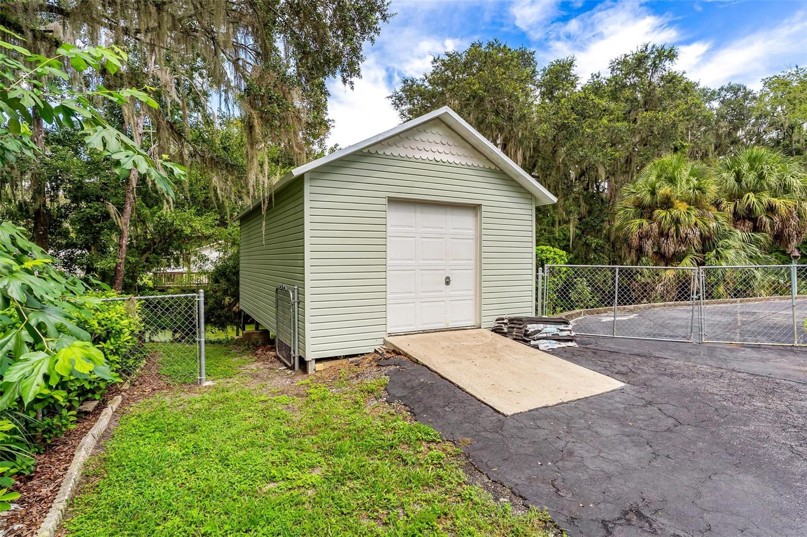 Image 33 of 40 For 1412 Cr 448a