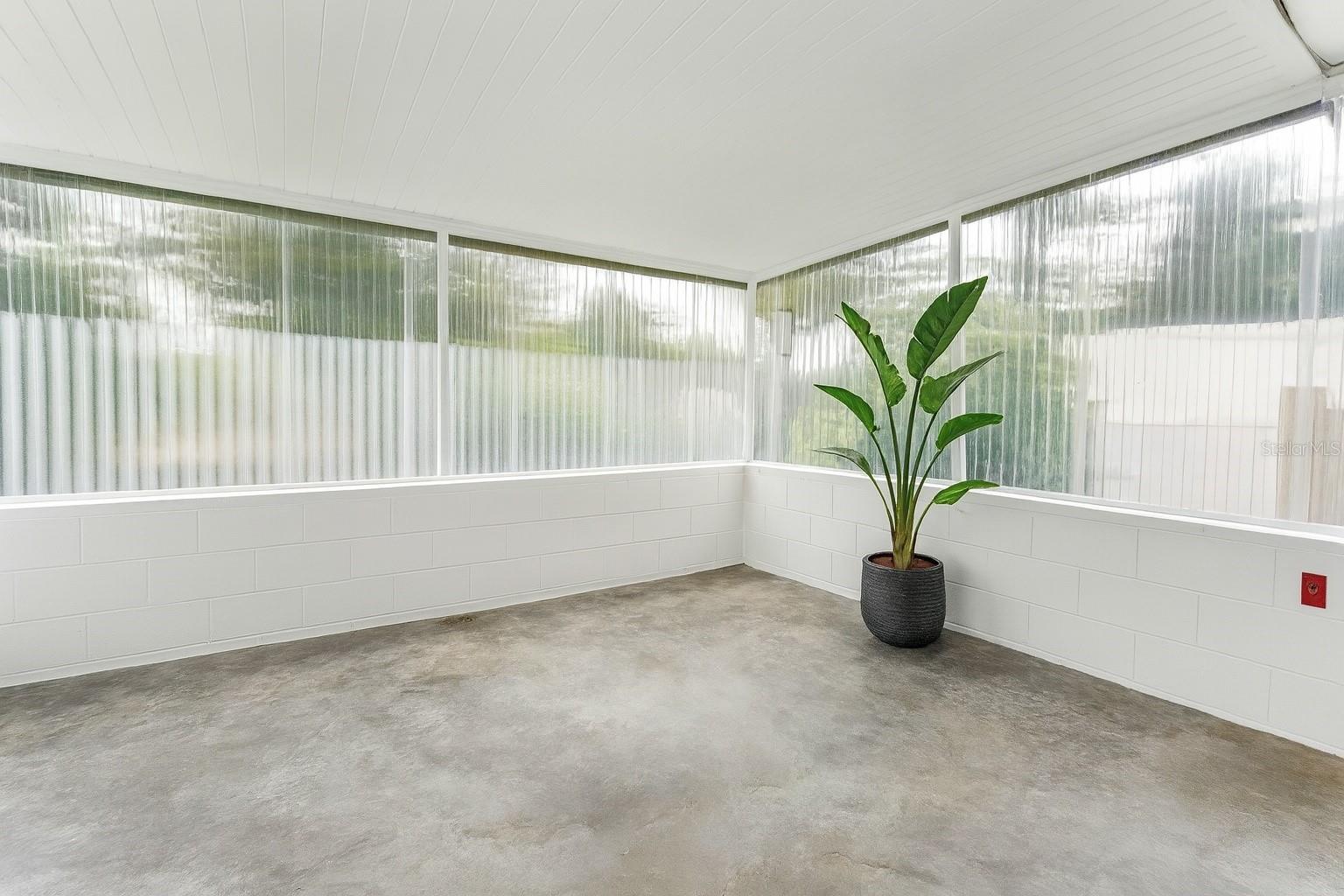 Image 11 of 25 For 2304 Country Club Road
