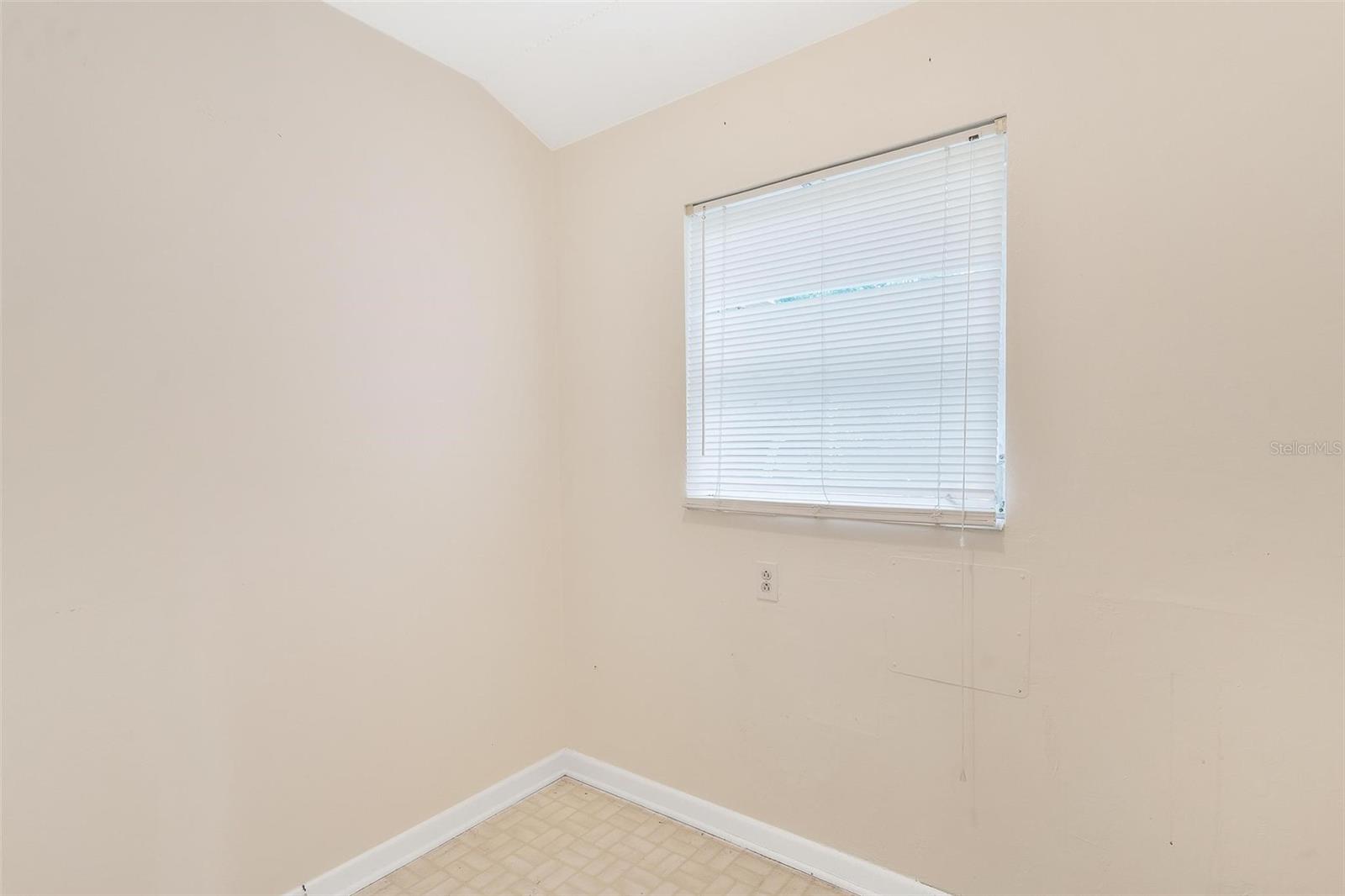 Image 11 of 27 For 1801 Vine Street