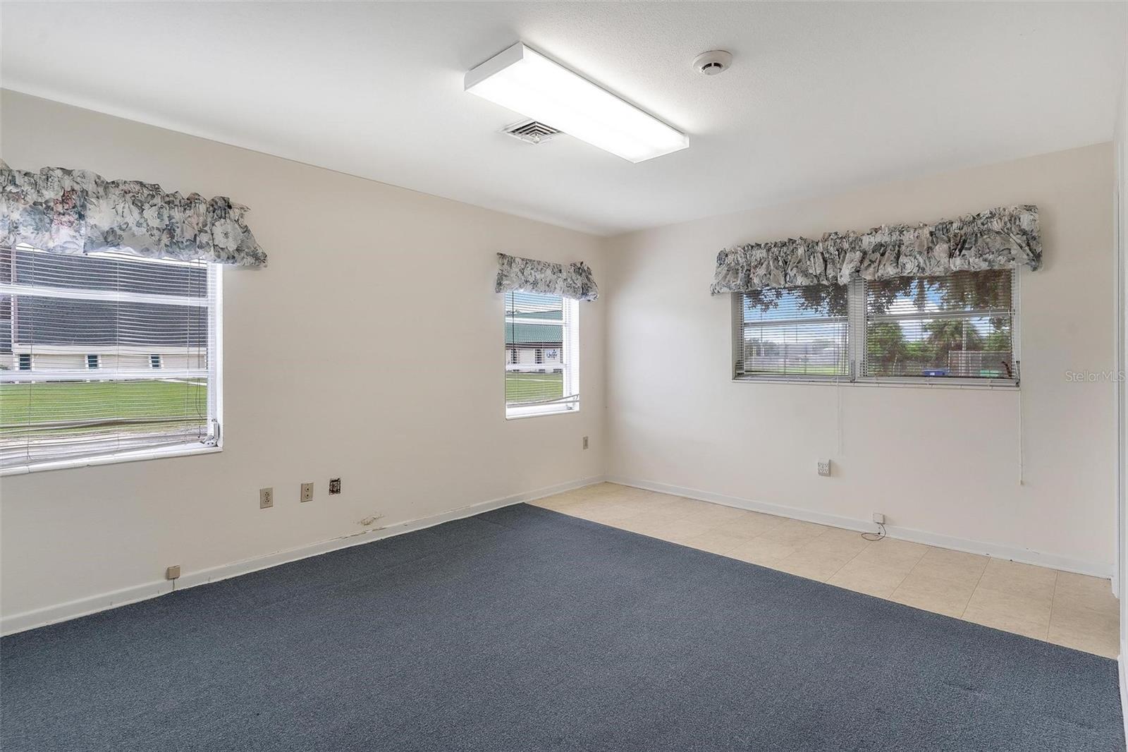 Image 12 of 27 For 1801 Vine Street