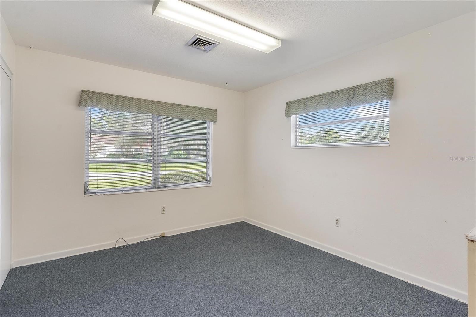 Image 16 of 27 For 1801 Vine Street