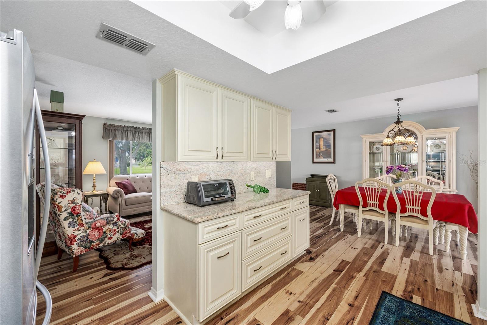 Image 17 of 46 For 10435 178th Place