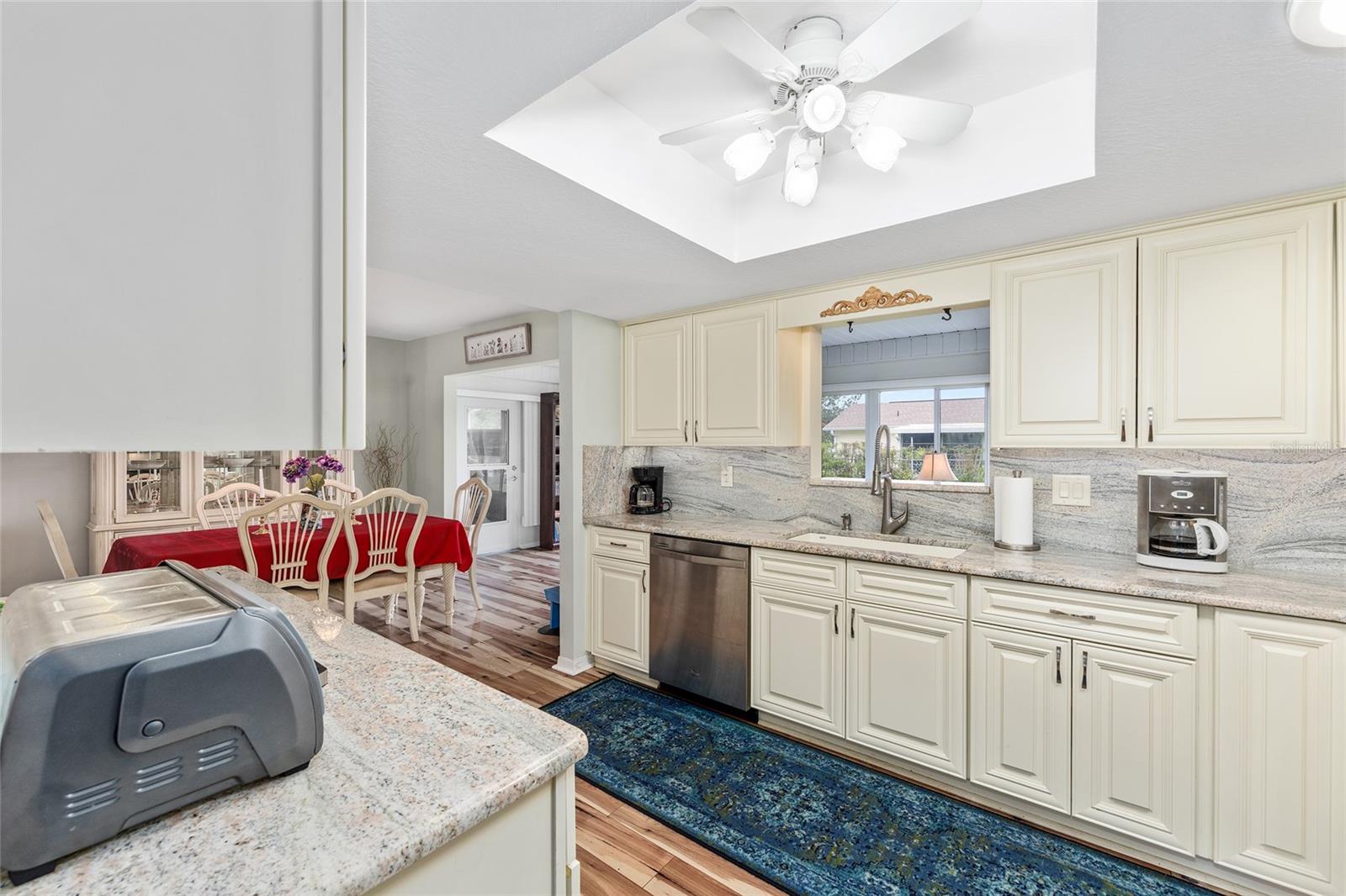 Image 18 of 46 For 10435 178th Place