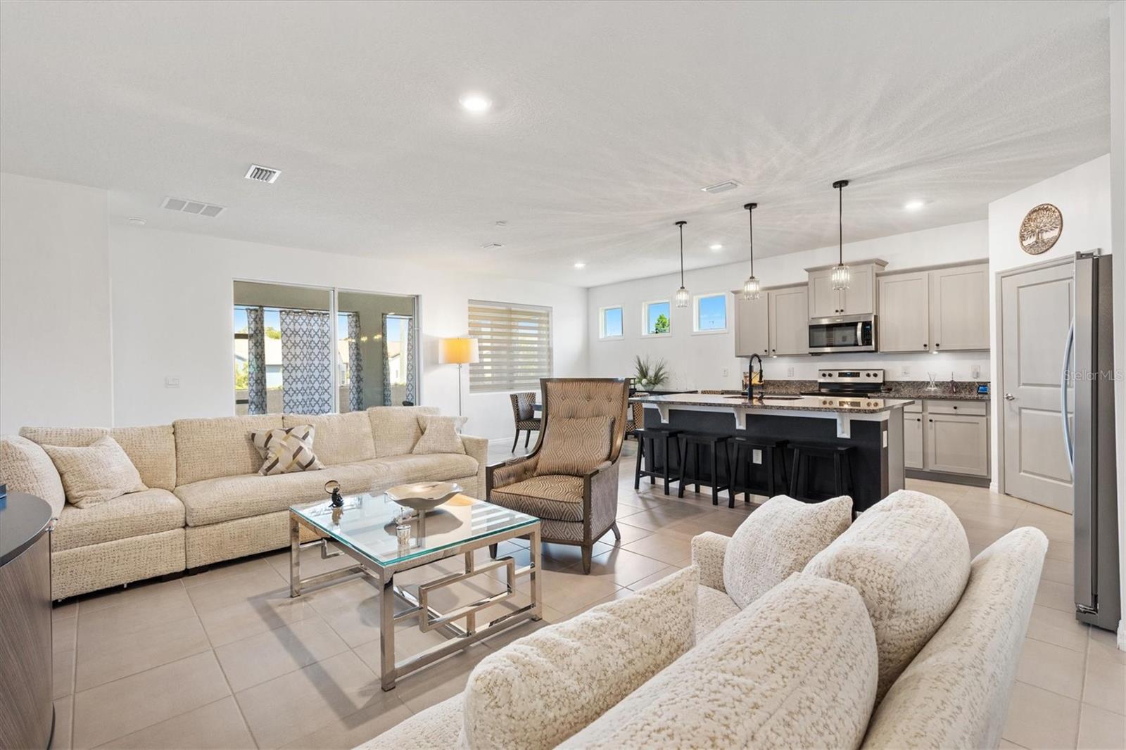 Image 6 of 39 For 8178 Penrose Place