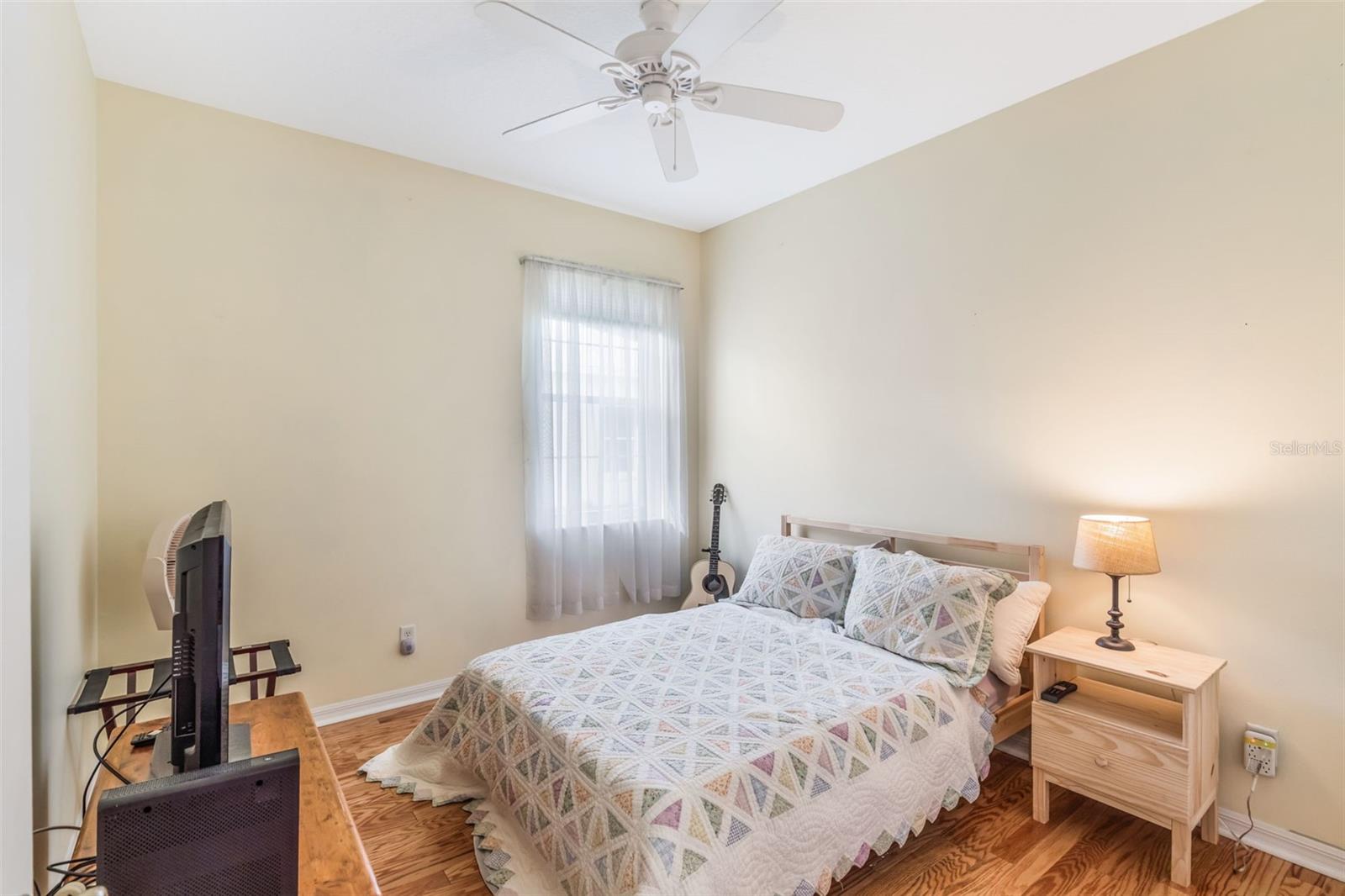 Image 11 of 57 For 22228 Oxford Heights Drive