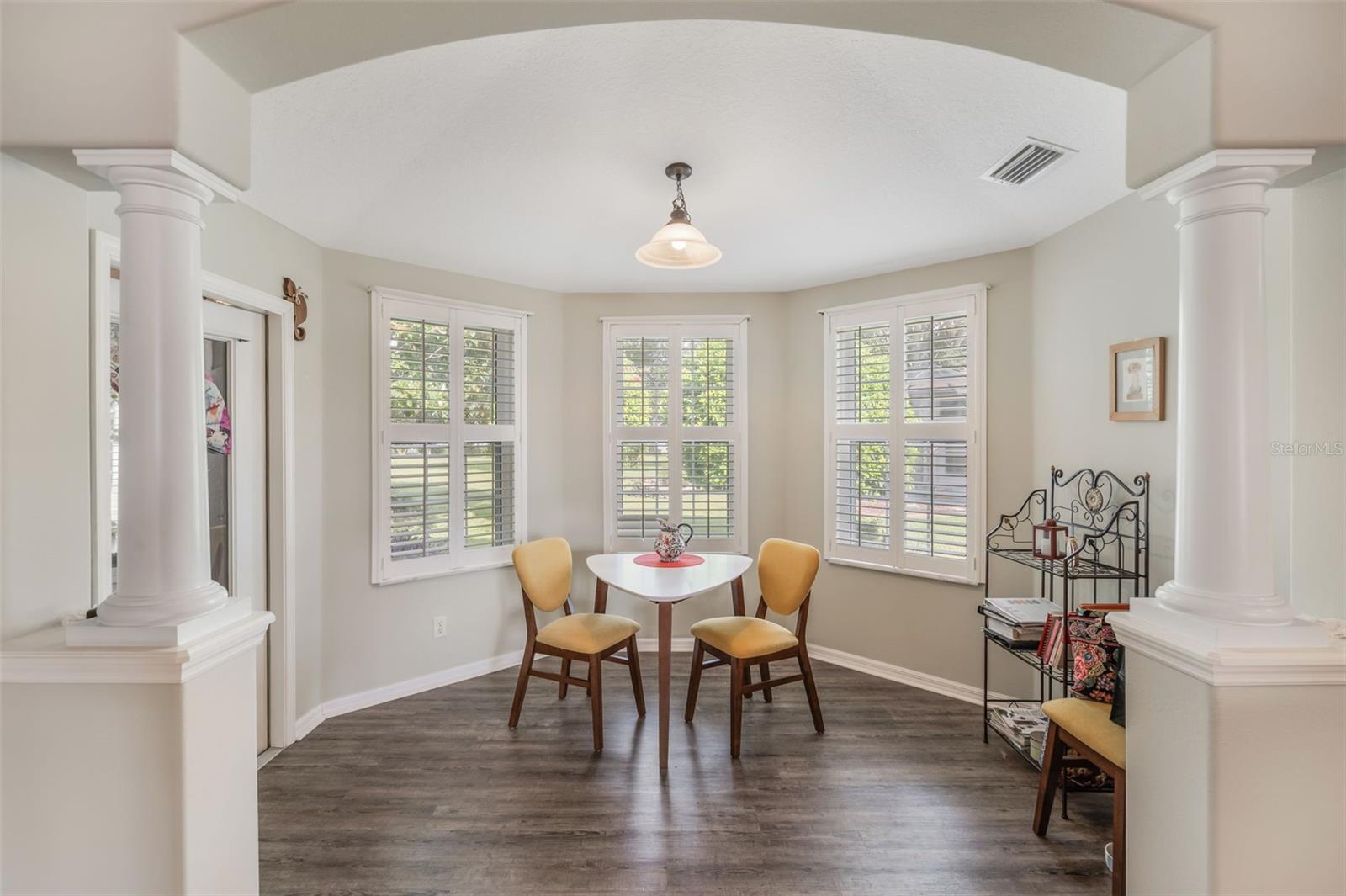 Image 7 of 57 For 22228 Oxford Heights Drive