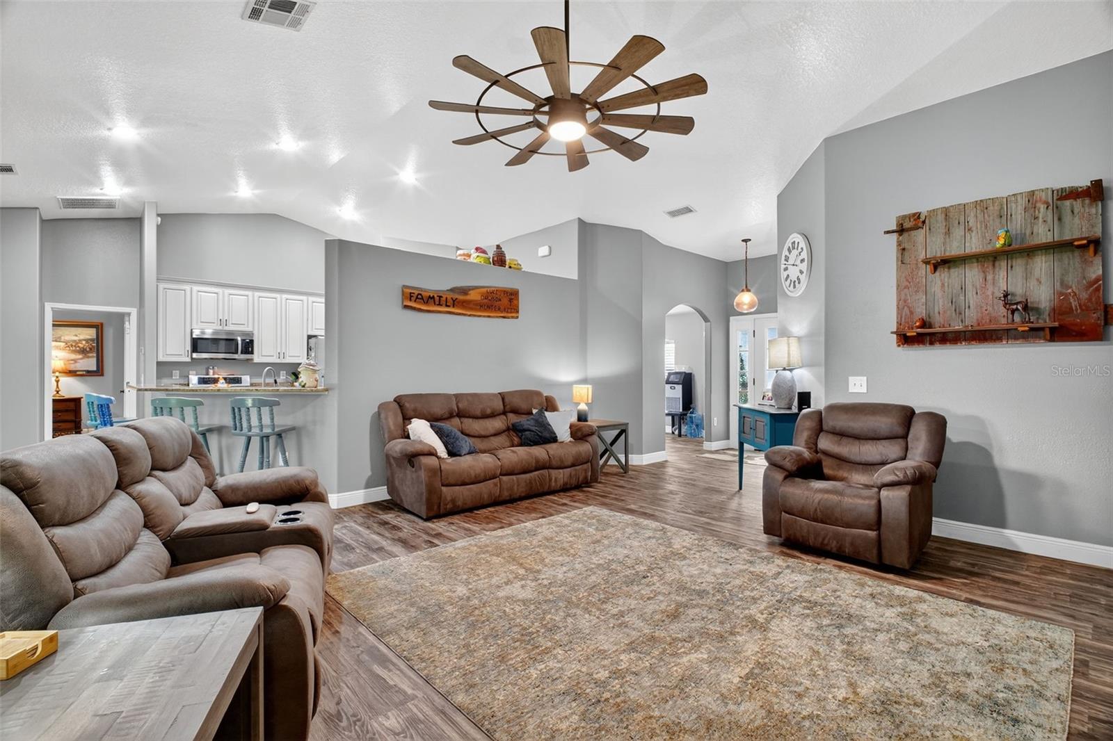 Image 5 of 28 For 13131 Se 100th Ave